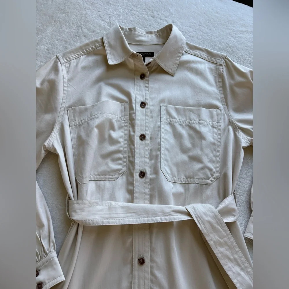 Banana Republic Kakhi Shirttail Dress - Size Small - Picture 6 of 16